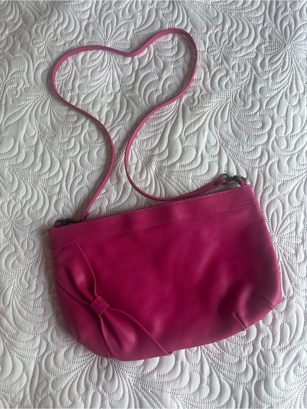 VTG Genuine Leather Hot Pink Bow Crossbody 90’s Barbiecore Purse